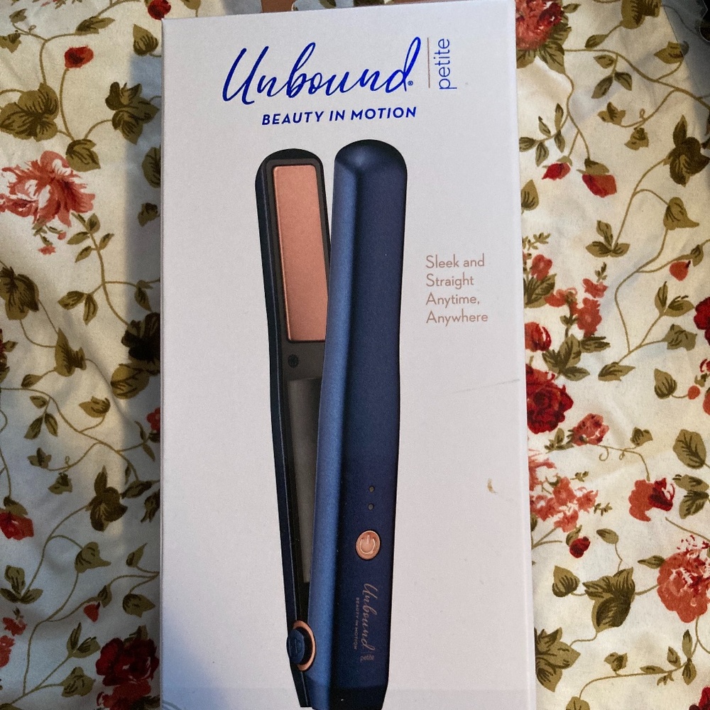 Conair Unbound Cordless 3/4-inch Mini Flat Iron